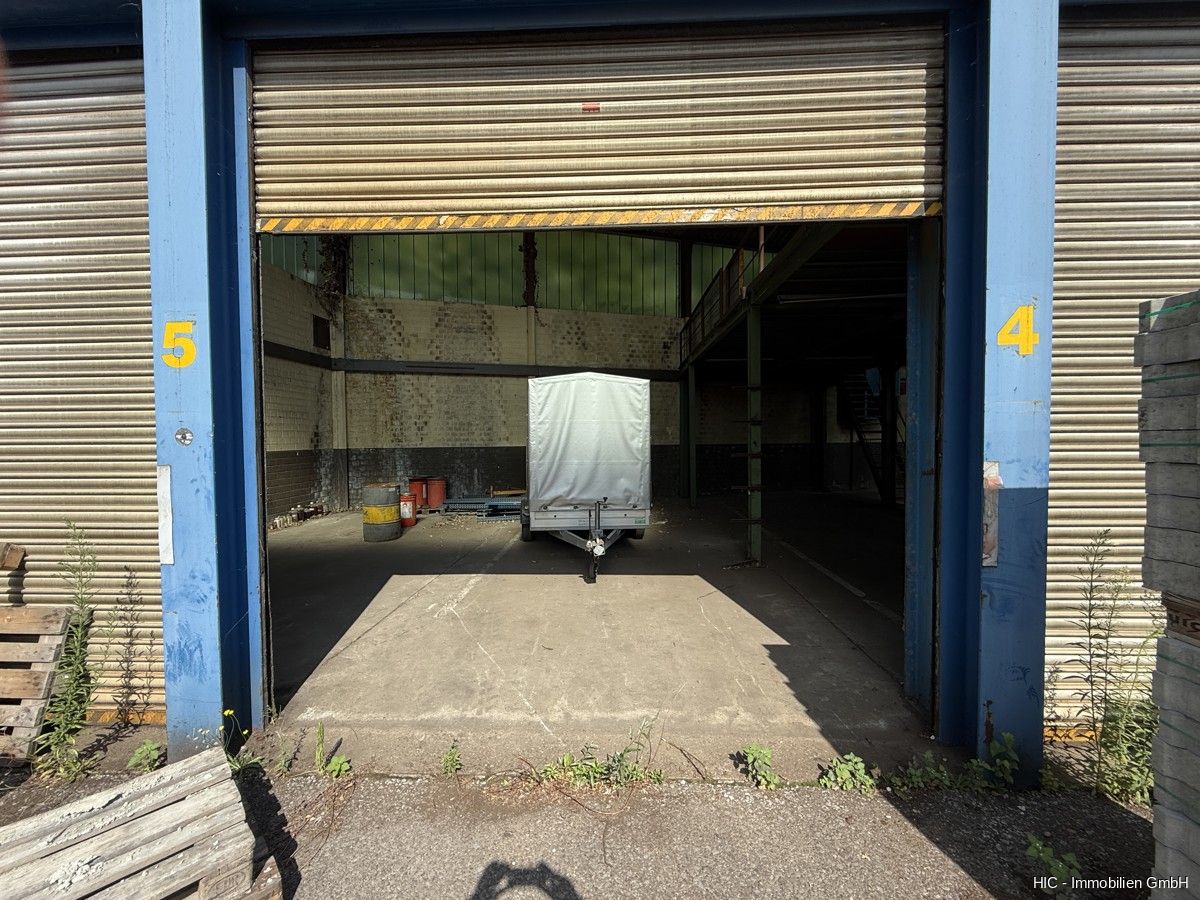 Ca. 330 m² Lagerfläche