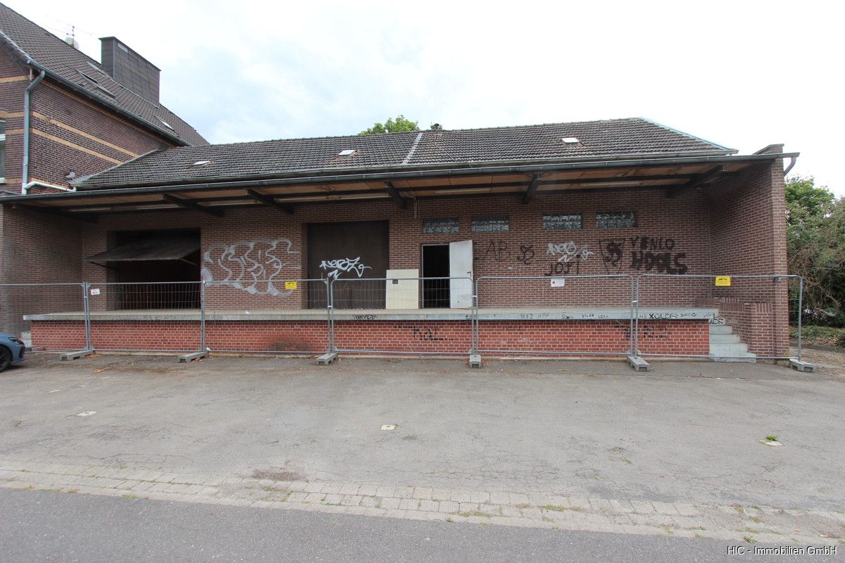 Alter Grenzübergang Schwanenhaus: Ca. 175 m² Kaltlagerfläche mit Rampe und Sanitärbereich